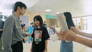 吃瓜娱乐小先锋